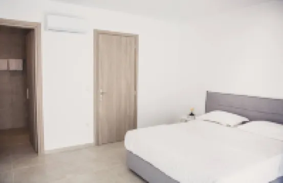 Starlight Villa Guro - 4Bd, 4ba, 4Min to Beach