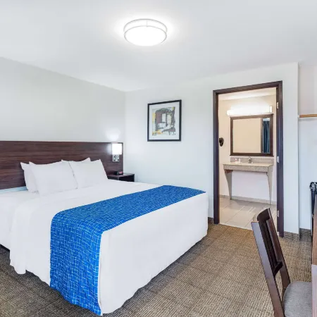 Travelodge by Wyndham Newport