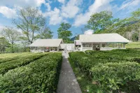 RedDoorz Syariah @ Gambung Ciwidey Hotels in Pasirjambu