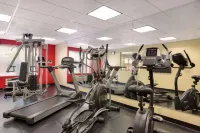 Country Inn & Suites by Radisson, Chester, VA - gimnasio