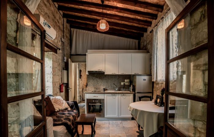 Arsorama - Cute 1-Bdr Apt w Shared Patio