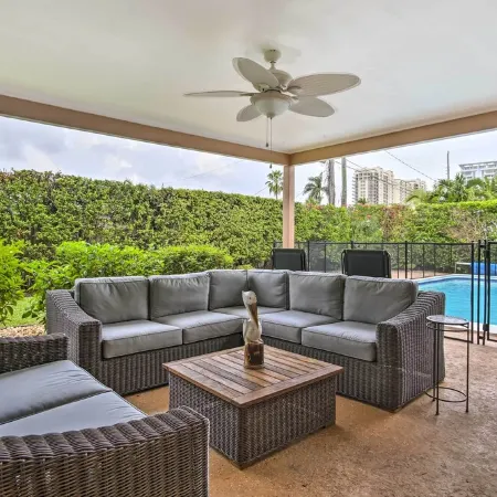 Riviera Beach Vacation Home w/ Pool: Walk to Beach