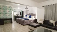 8 Bedrooms Penthouse Jacuzzi & Private Terrace Hoteles en Santo Domingo Oeste
