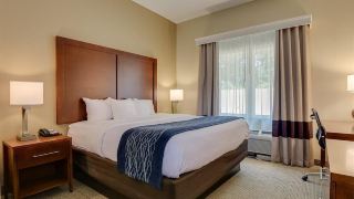 comfort-inn-and-suites-gordon-hwy