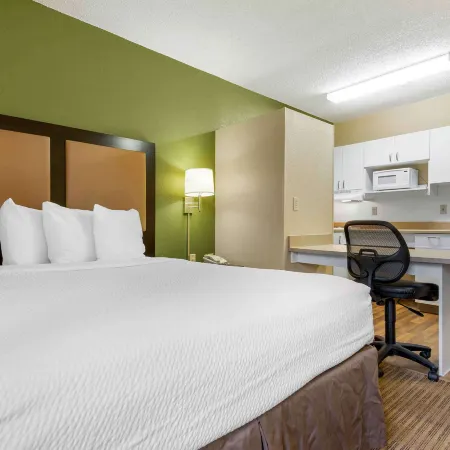 Motel 6 Suites Rochester Greece, NY