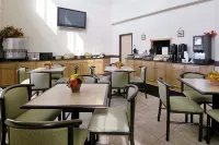 Super 8 by Wyndham Bowling Green North