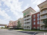 Venetian Waterpark at Holiday Inn Hotel Maple Grove/Arbor Lakes Hotels in Maple Grove