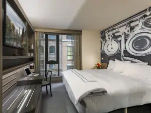 Carnegie Hotel