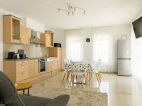 Johann 1 Hotels in Balatonszarszo