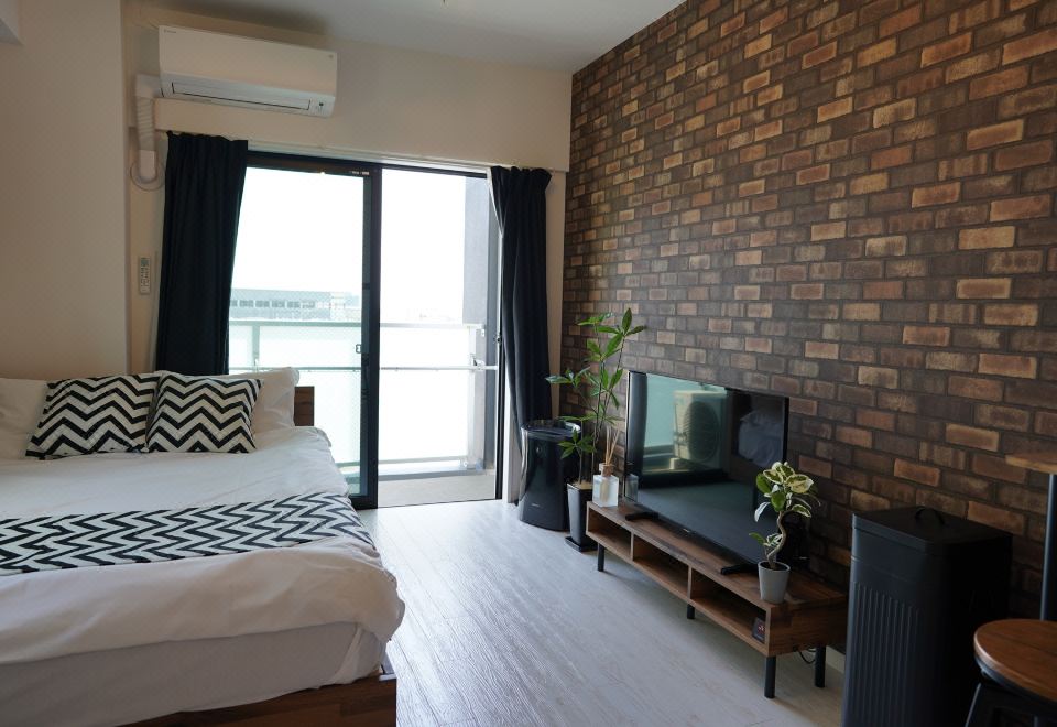 Revision Ebiyama House 내부