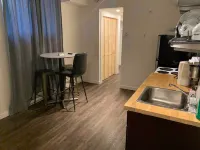 Brand New Dt 1 Br Close to All Edmonton, Canada - Apartments
