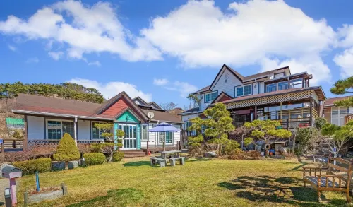 Taean Full of Flower Scent Pension