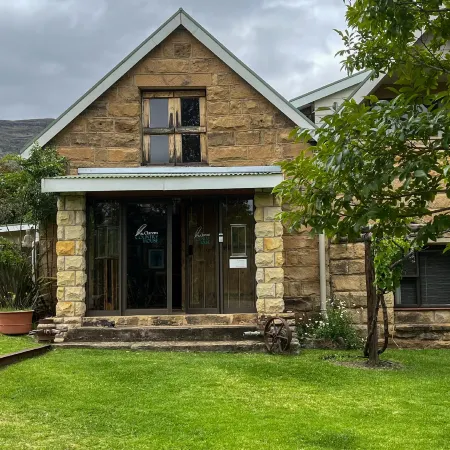 The Clarens Country House