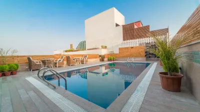 Costa Riviera Hotel Các khách sạn gần Dasashwamedh Ghat