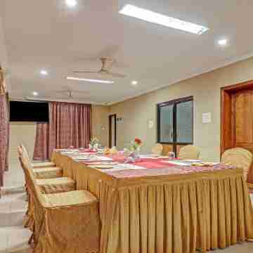 Sabari Park Dining/Meeting Rooms
