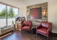 Red Roof Inn Dumfries - Quantico فنادق في Triangle