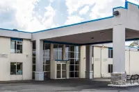 エコノ ロッジ アードモア アードモア公共図書館周辺のホテル