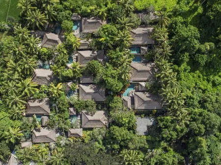 The Ubud Village Resort & Spa Отели рядом с достопримечательностью «Hidden Mini Zoo Bali»