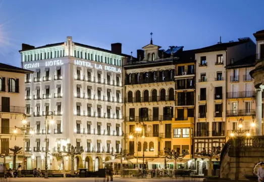 Pamplona’s Noble Spirit: A Guide to the City’s Most Historic Luxury Hotels