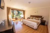 Ruca Kuyen Golf & Resort Hoteles cerca de Estancia Inalco