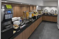 City Express by Marriott Monterrey Lindavista - 朝食