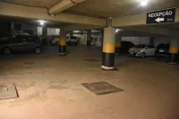 拉森吉帕拉娜飯店 - 停車場