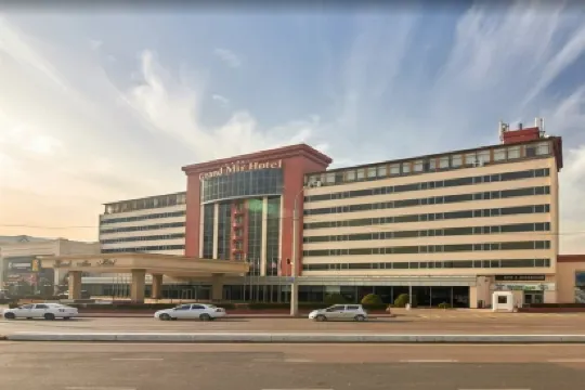 Grand Mir Hotel