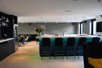 Blue Mansion Hotel Hotels in Aalsmeer