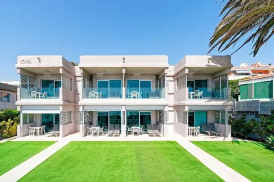 ConMar Hotels near Playa de San Agustin