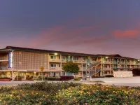 The Stevenson Monterey Hotels near Monterey History and Art Museum