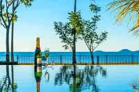 Luxico Indigo (Heated Pool)