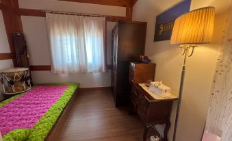 Gyeongju Hwangridan Casa De