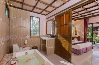 รูปภาพของอันดามาเนีย บีช รีสอร์ท