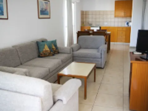 صن هوول بيتش هوتل أبارتمنتس فنادق في لارنكا