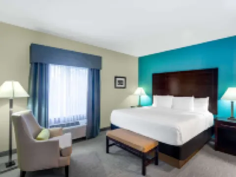 La Quinta Inn & Suites by Wyndham Sebring Hotels in Sebring