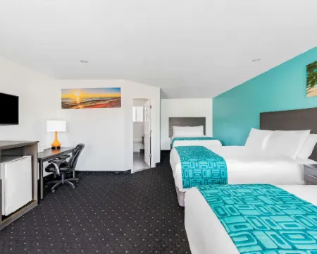 Howard Johnson by Wyndham Gananoque Hotels in Gananoque