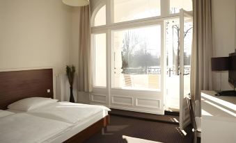 Hotel Excellent