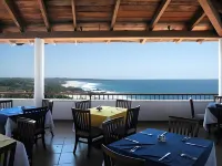 Hotel Caracol Plaza - breakfast