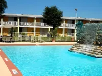 Mid Towne Inn & Suites Hotels in Windcrest