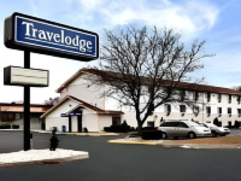 แทรเวิลลอดจ์ บายวินด์แฮม แบตเทิลครีก โรงแรมในCalhoun County