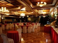 แบมบูการ์เด้น บิซเนส อินน์