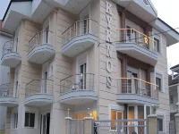 Kyknos de Luxe Suites & Rooms
