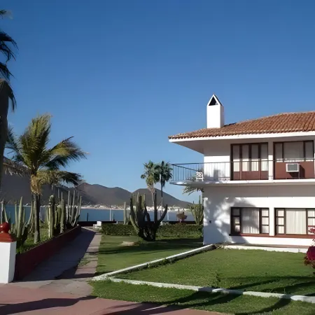 Hotel Playa de Cortes