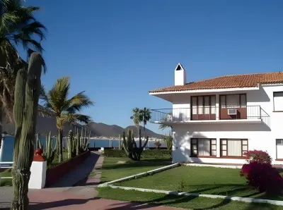 Hotel Playa de Cortes