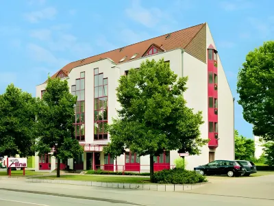 Hotel Alina Hotels near Jehovas Zeugen Versammlung WI Nord und WI Englisch