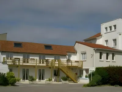 La Maison Blanche Hotels in Sangatte