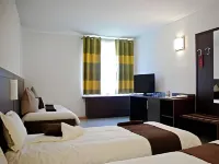 Threeland Hotel Hotels in Eischen