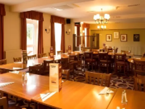 Highwayman Hotel Hotels in Dunstable