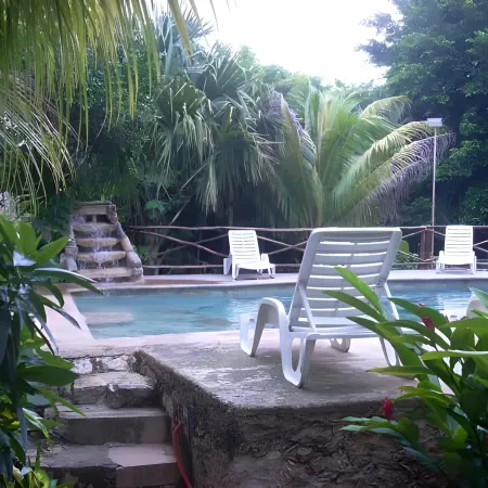 Gardenhotel Macan Ché B&B