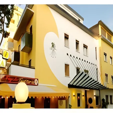 Hotel Diana